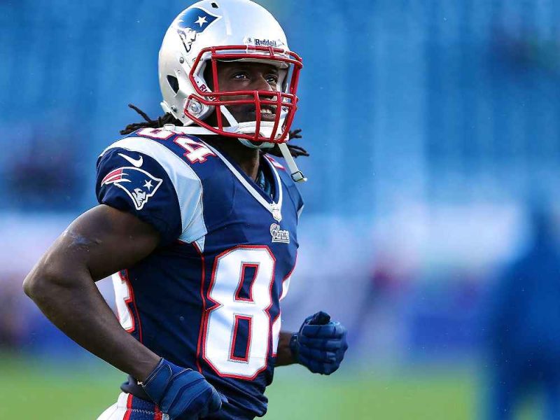 NFL-Pats-Deion-Branch 1000 750